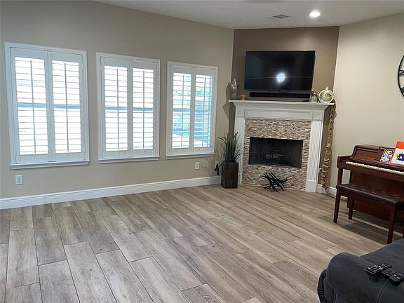 4th image of 2617 Cypress Springs Dr
