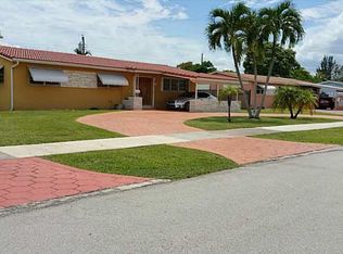 8600 SW 43rd Ter, Miami, FL 33155