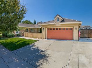 2140 Coffee Creek Way, Plumas Lake, CA 95961