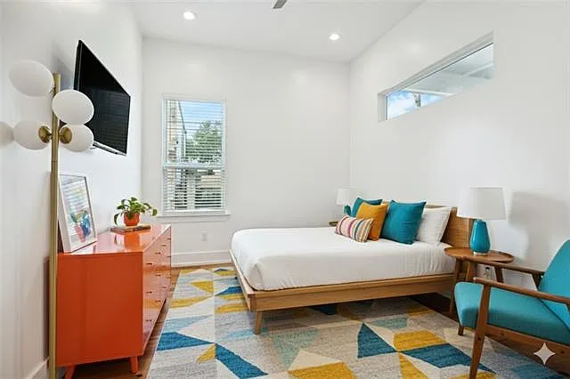 2732 Danneel St — Photo 21