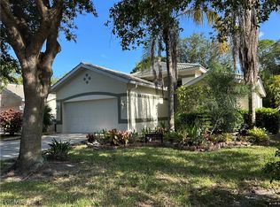 9894 Colonial Walk N, Estero, FL 33928