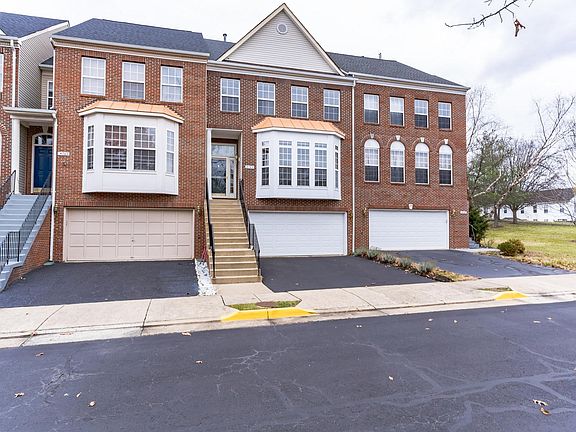 2nd image of 4745 Great Heron Cir
