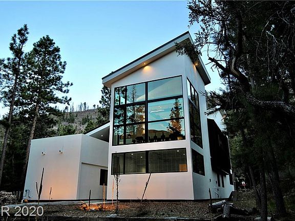 2nd image of 4120 Mont Blanc Way