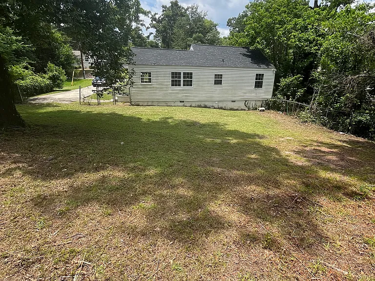 2920 Shelby Dr — Photo 9