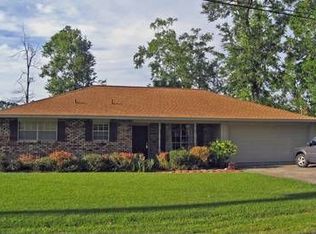 616 E Chuck St, Gonzales, LA 70737