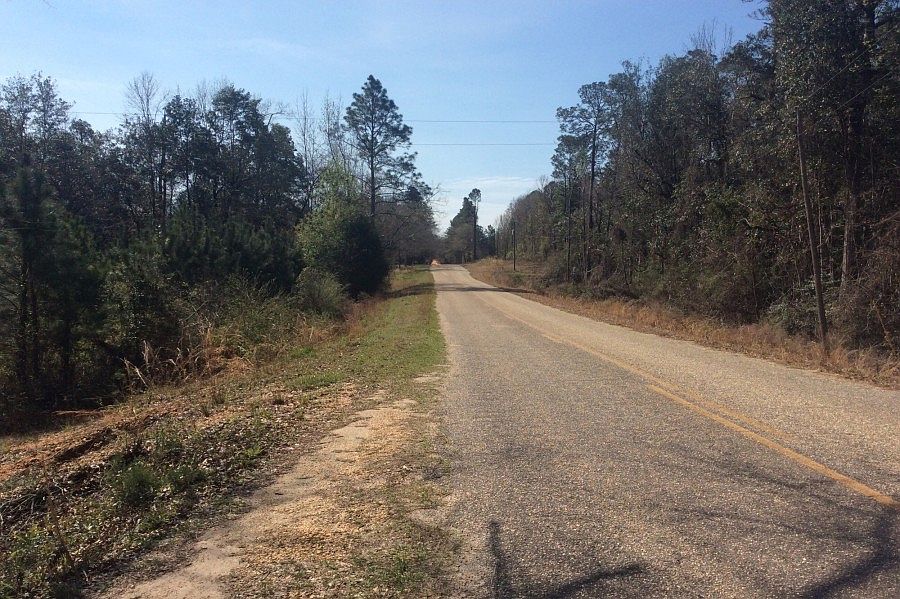 2nd image of 1740 Smith Rd