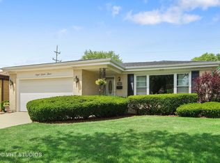 874 Timothy Ln, Des Plaines, IL 60016