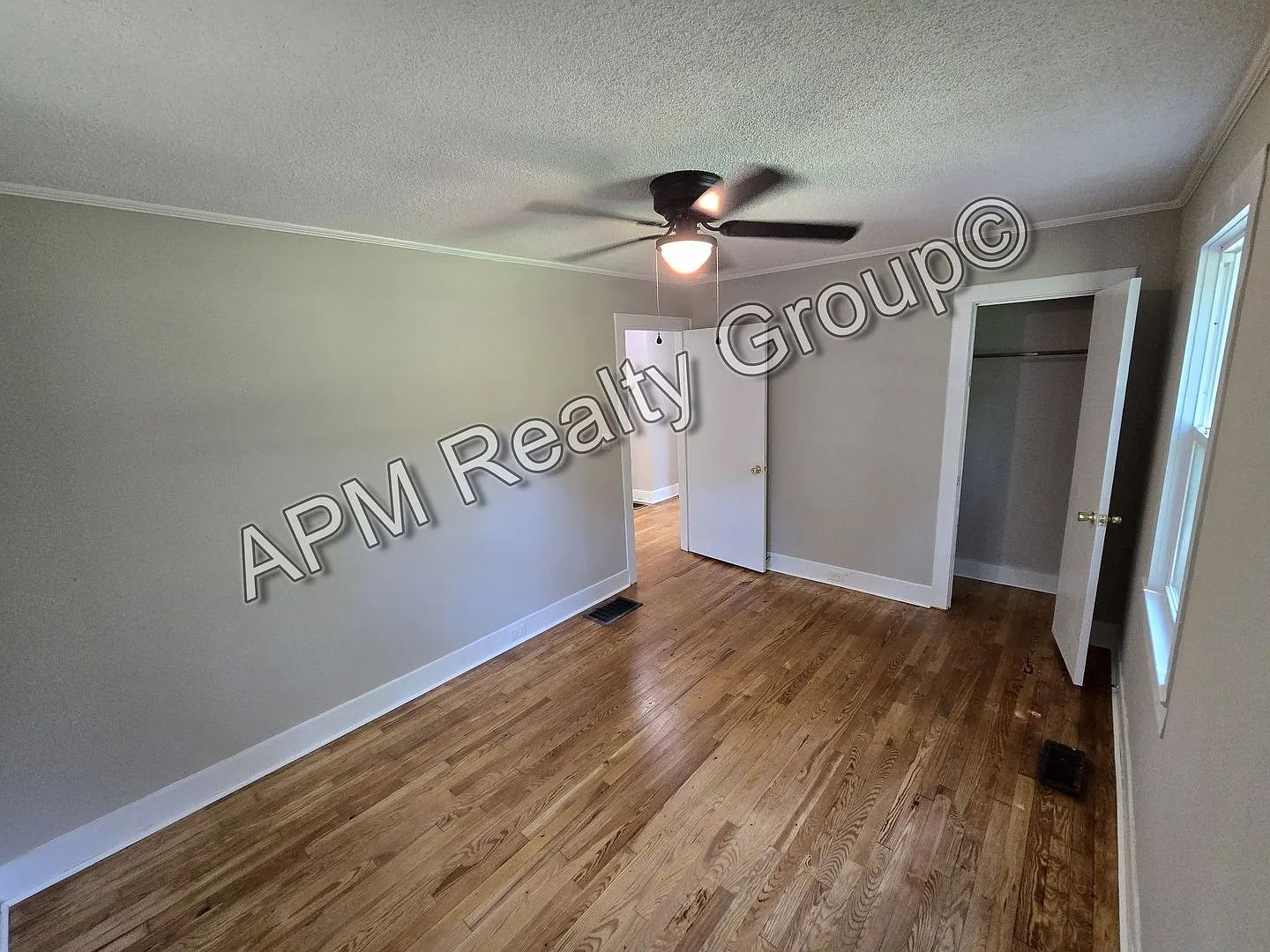 Renovated house near Columbia International University — Photo 1