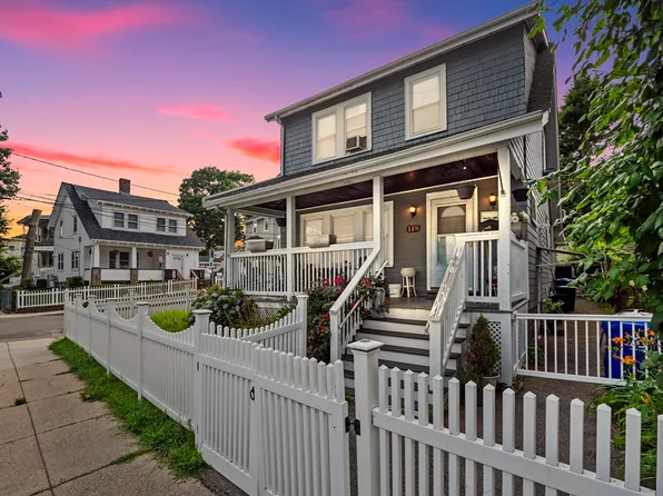 118 Blake St, Hyde Park, MA 02136