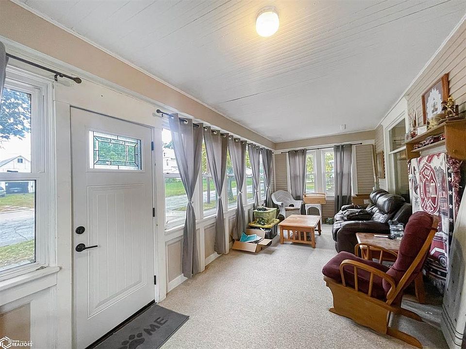 606 Woodlawn Ave, Traer, IA 50675 Zillow