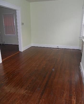 3rd image of 28 Central Pl