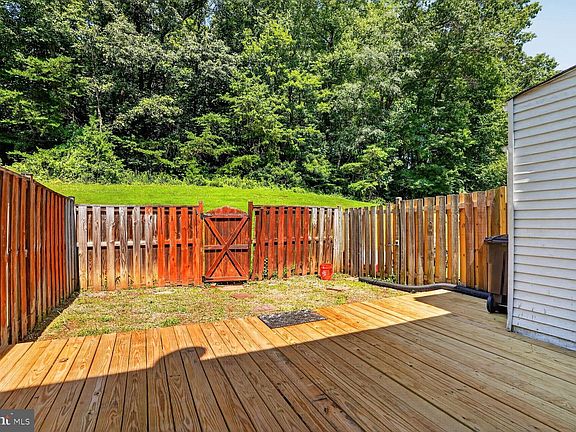 5th image of 14083 Fallbrook Ln