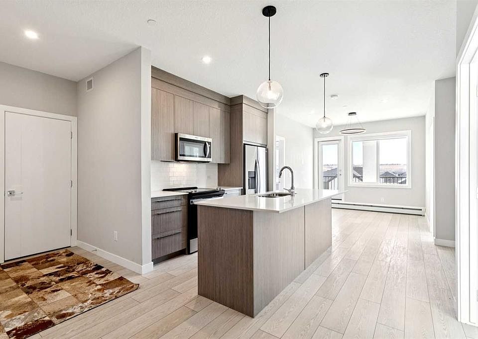 1st image of 111 E Wolf Creek Dr SE #1305