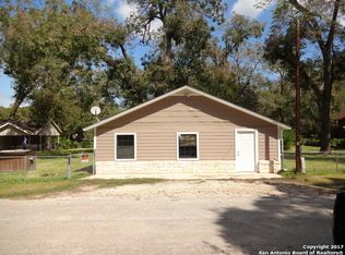 845 Shadylon Ln, Mc Queeney, TX 78123