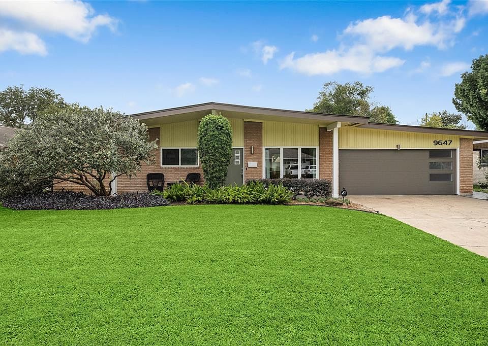 1st image of 9647 Fairdale Ln