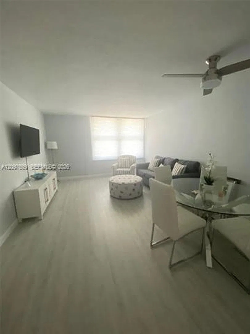 2899 Collins Ave cu-1743, Miami Beach, FL 33140 — Photo 4
