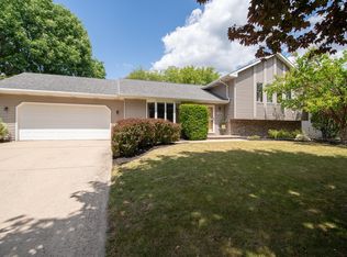 1080 Park Ridge Ave, Oshkosh, WI 54901