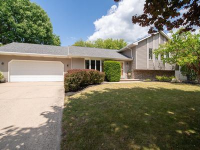 1080 Park Ridge Ave, Oshkosh, WI, 54901