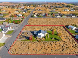 1450 S 58th Ave, West Richland, WA