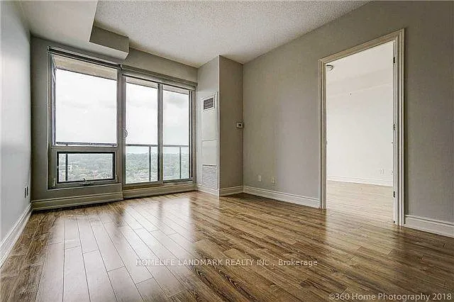 9088 Yonge St #1509 — Photo 6