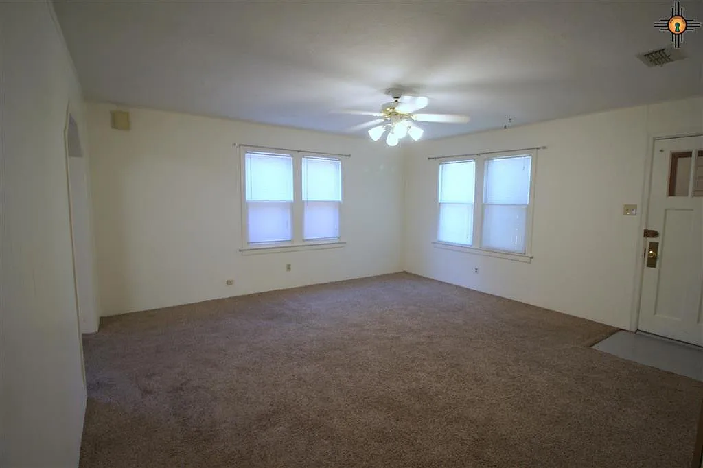 1421 Ross St. — Photo 3