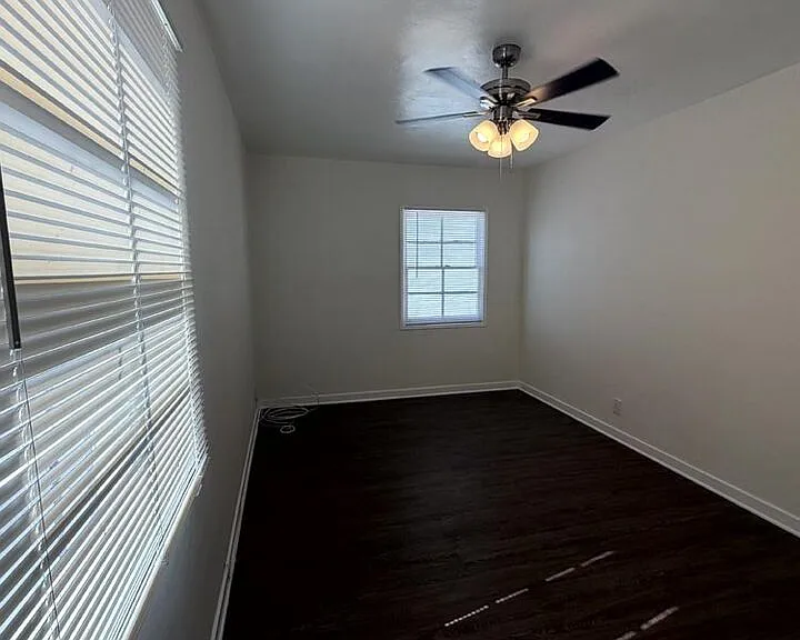 5113 W 20th St #1/2 — Photo 17