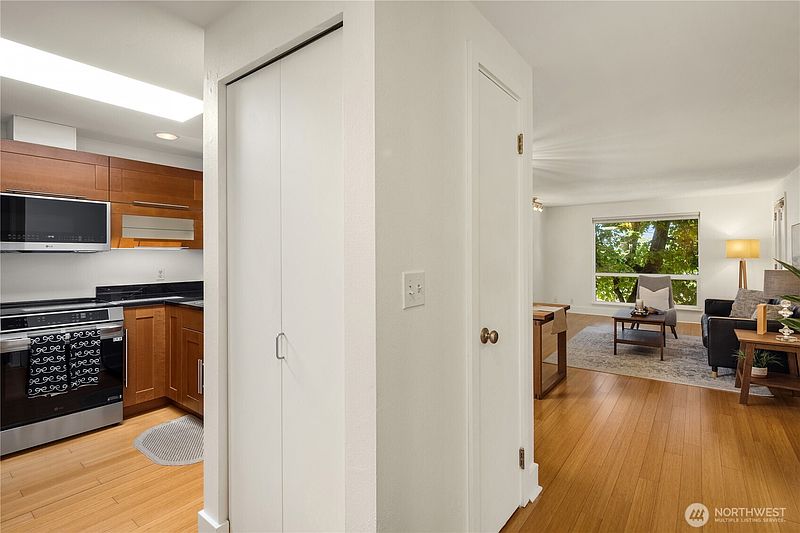 3rd image of 7323 Sand point Way NE #312