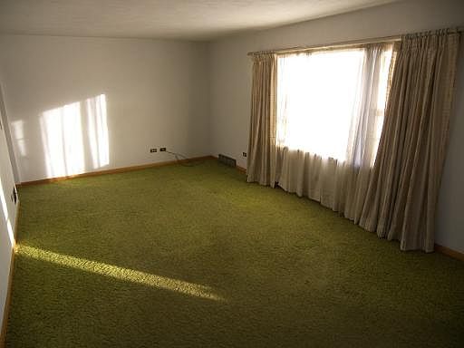 3rd image of 2960 W 21st St