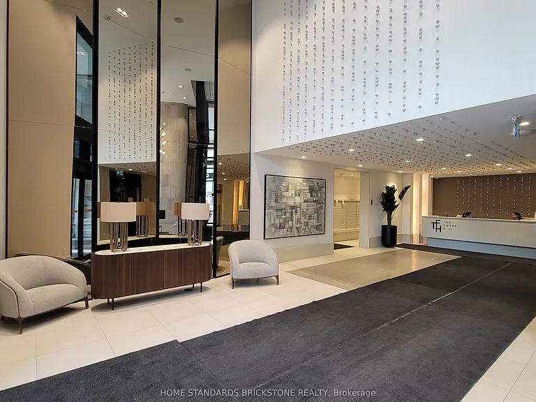 2020 Bathurst St #1017 — Photo 3