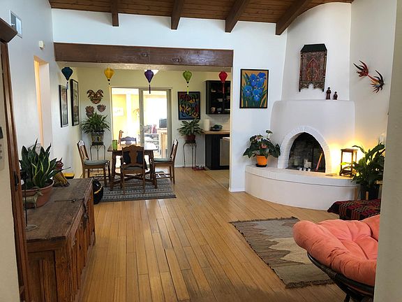 2nd image of 3323 Camino Cielo Vis