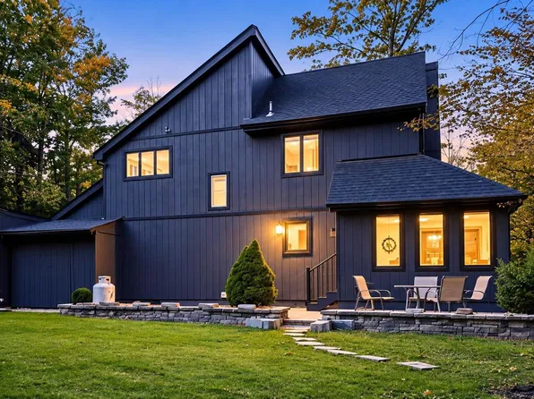 6361 Cherokee Trl, Tobyhanna, PA 18466