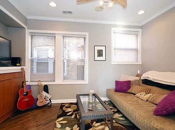 4th image of 2053 W Summerdale Ave APT 3N