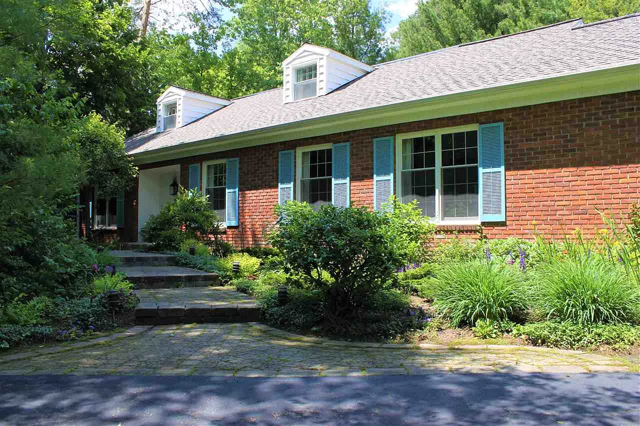 1716 Maybrook Rd photo 1