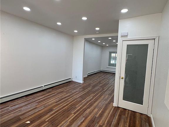 5th image of 1135 S 10th St
