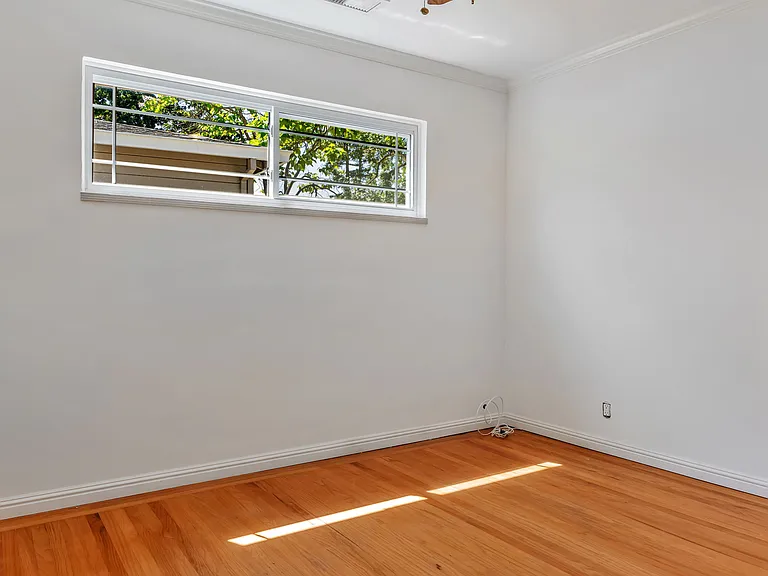 1228 Ruby St — Photo 13