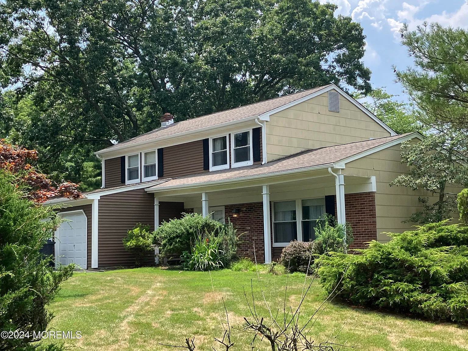 11 Harpers Ferry Road photo 1