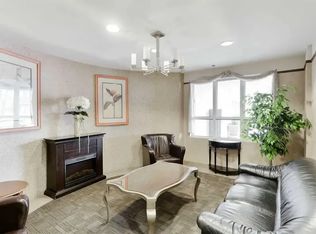 8026 Kipling Ave #301, Vaughan, ON L4L2A1