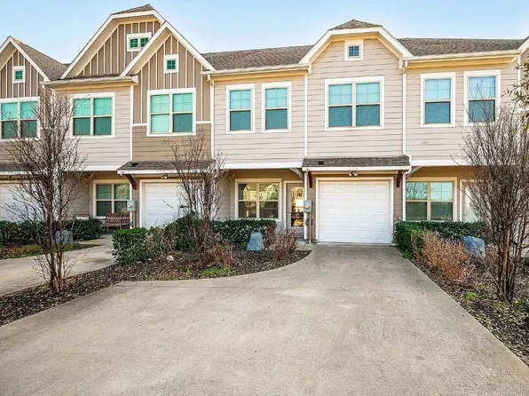 2708 Vine Ct, Denton, TX 76209
