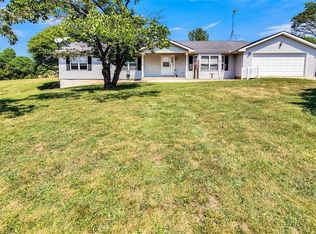 27388 W 223rd St, Spring Hill, KS 66083