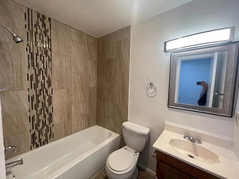 195 Monte Alto Pl NE #B — Photo 9