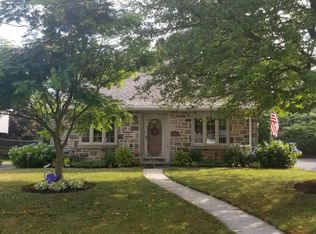 423 Beechwood St, Emmaus, PA 18049