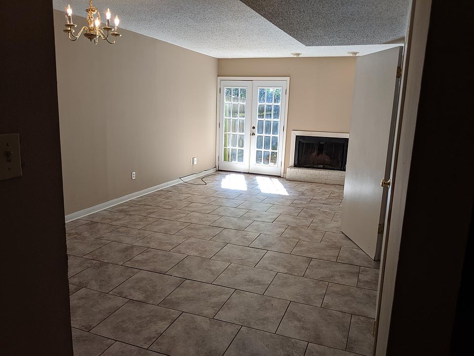 1st image of 143 Sandra Del Mar Dr