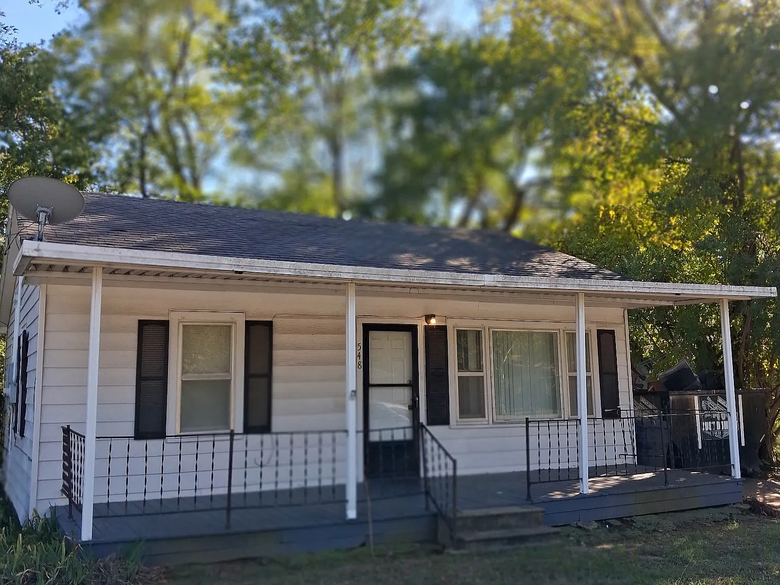 2 bed, $750 — Photo 1