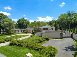 10111 Iron Gate Rd, Potomac, MD 20854