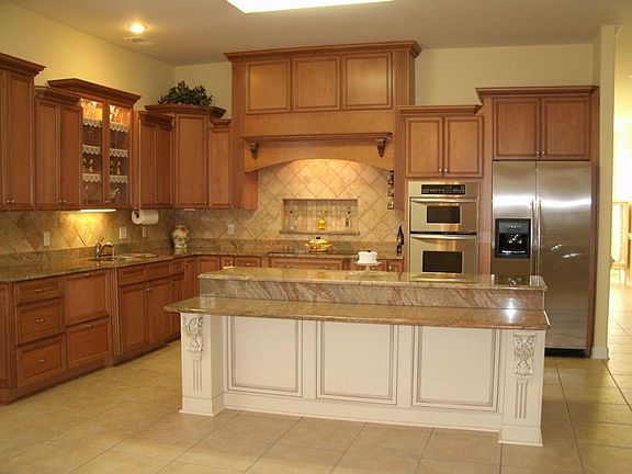 Gourmet Kitchen
