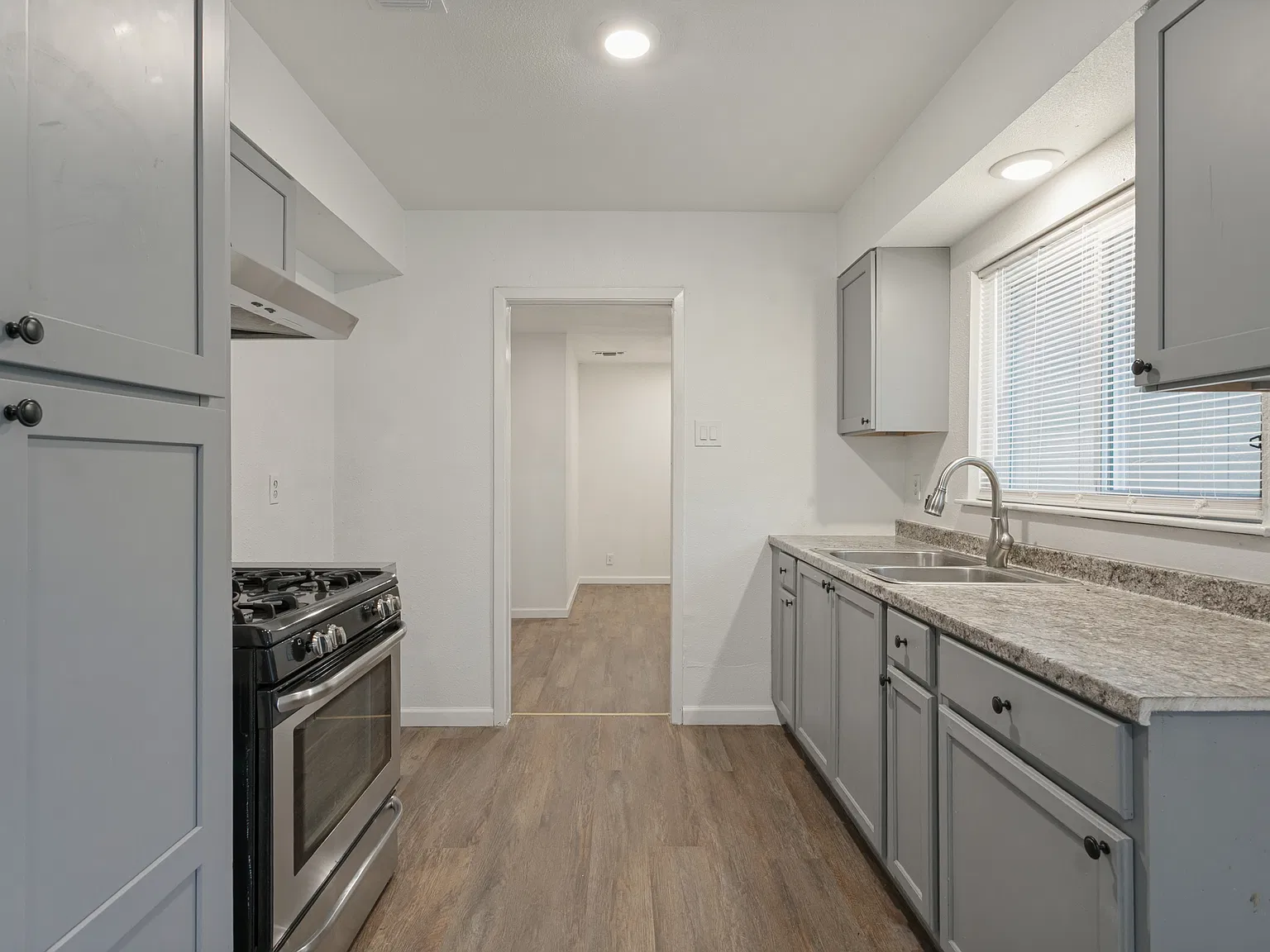 4 bed, 1650 sqft, $1,750 — Photo 4