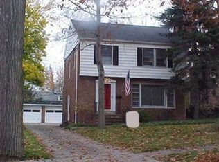 1043 Allston Rd, Cleveland Heights, OH 44121