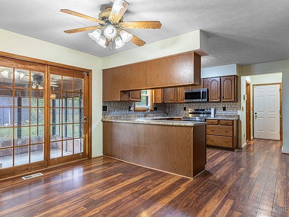 5th image of 5919 Valleybrook Dr