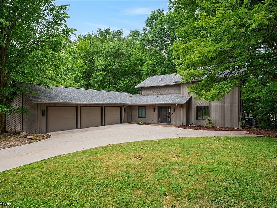1st image of 10934 Fawn Meadow Ln