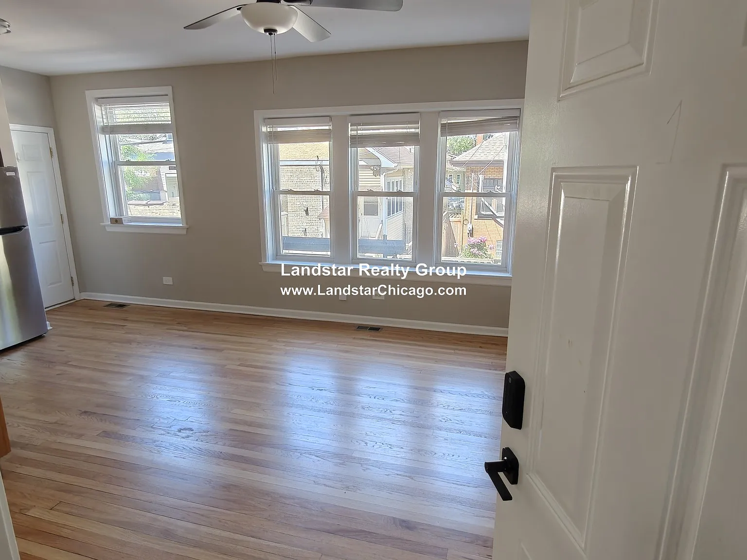 3 bed, 2.0 bath, 1645 sqft, $2,850 — Photo 3